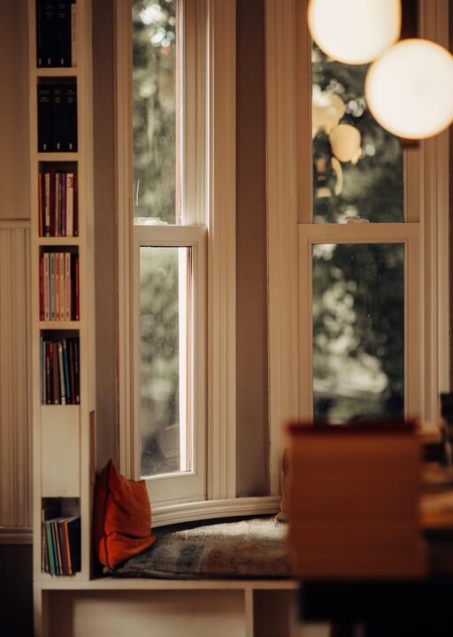 Simple Tips for Creating a Cozy Reading Nook at Home
